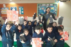 LOTUS-BOULEVARD-ARDEE-WORLD-SCHOOL-SECTOR-100-BOOK-DONATION-CAMPAIGN-2